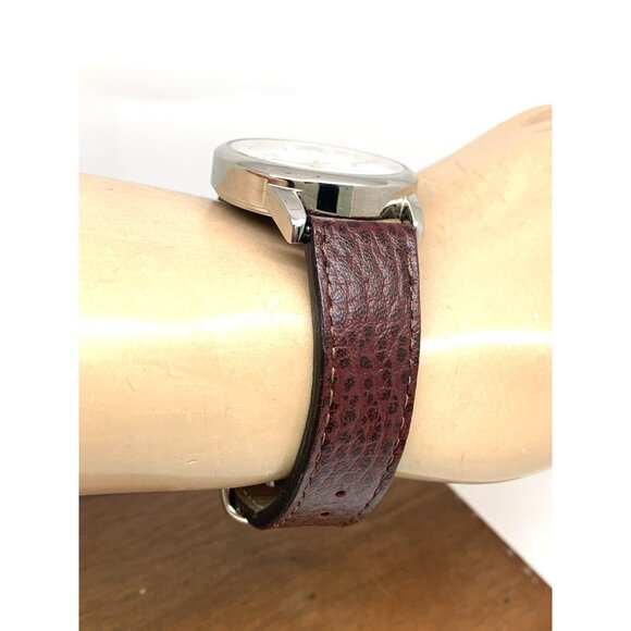 Timex Men's Watch T20041 Quartz Indiglo Silver Dial Day Date Leather Band 35mm - Picture 12 of 14